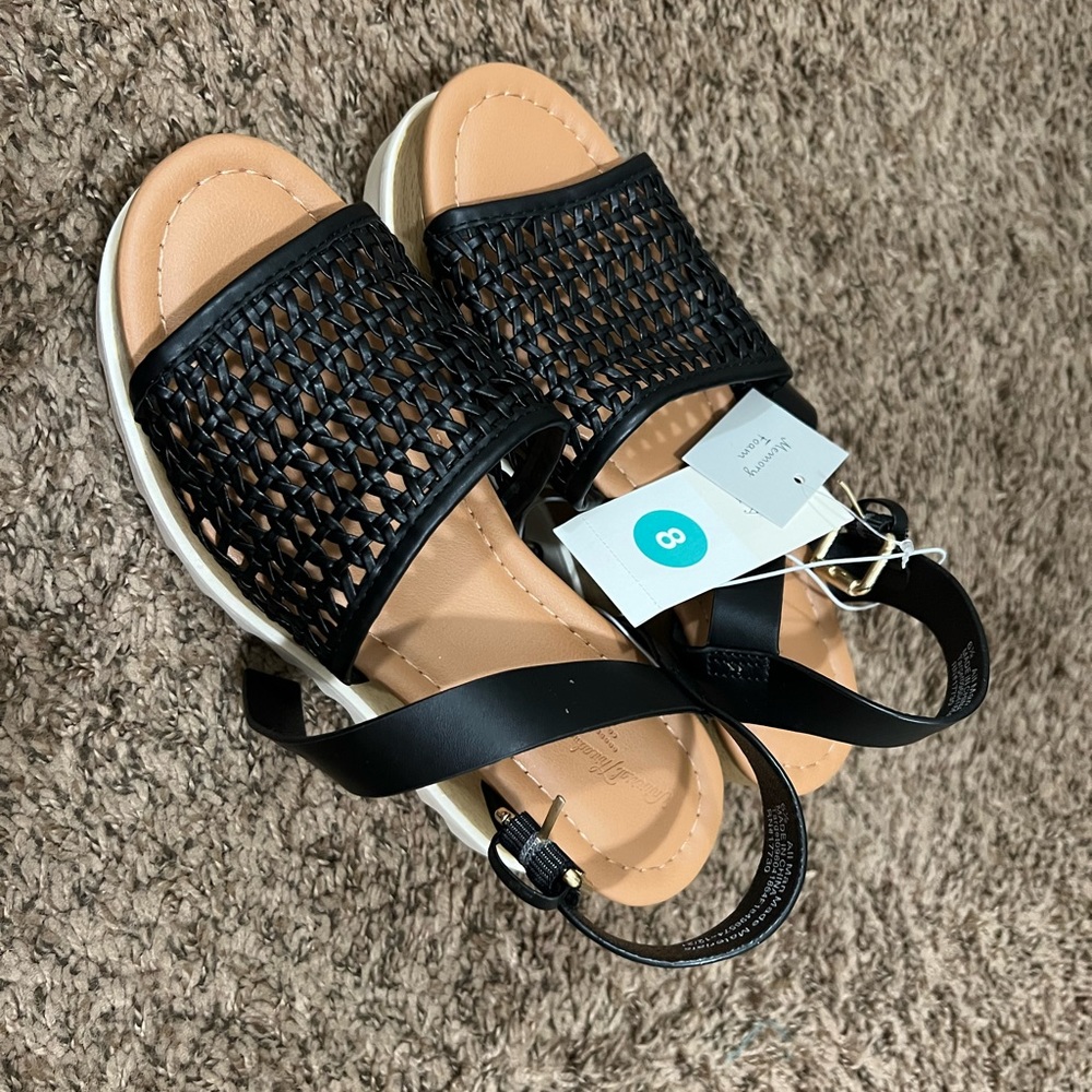 Universal thread wedge